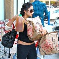 Vanessa Hudgens goes shopping for groceries at Trader Joe | Picture 88435